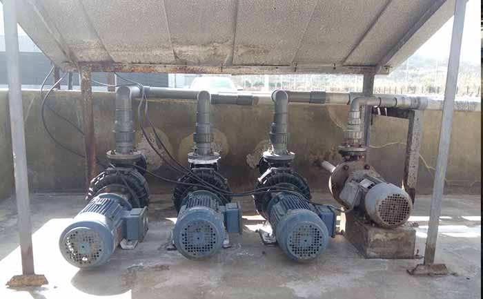 水處理公司為什么都用自吸式耐腐蝕泵？